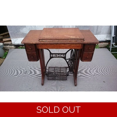 Singer 4 draw treadle title=